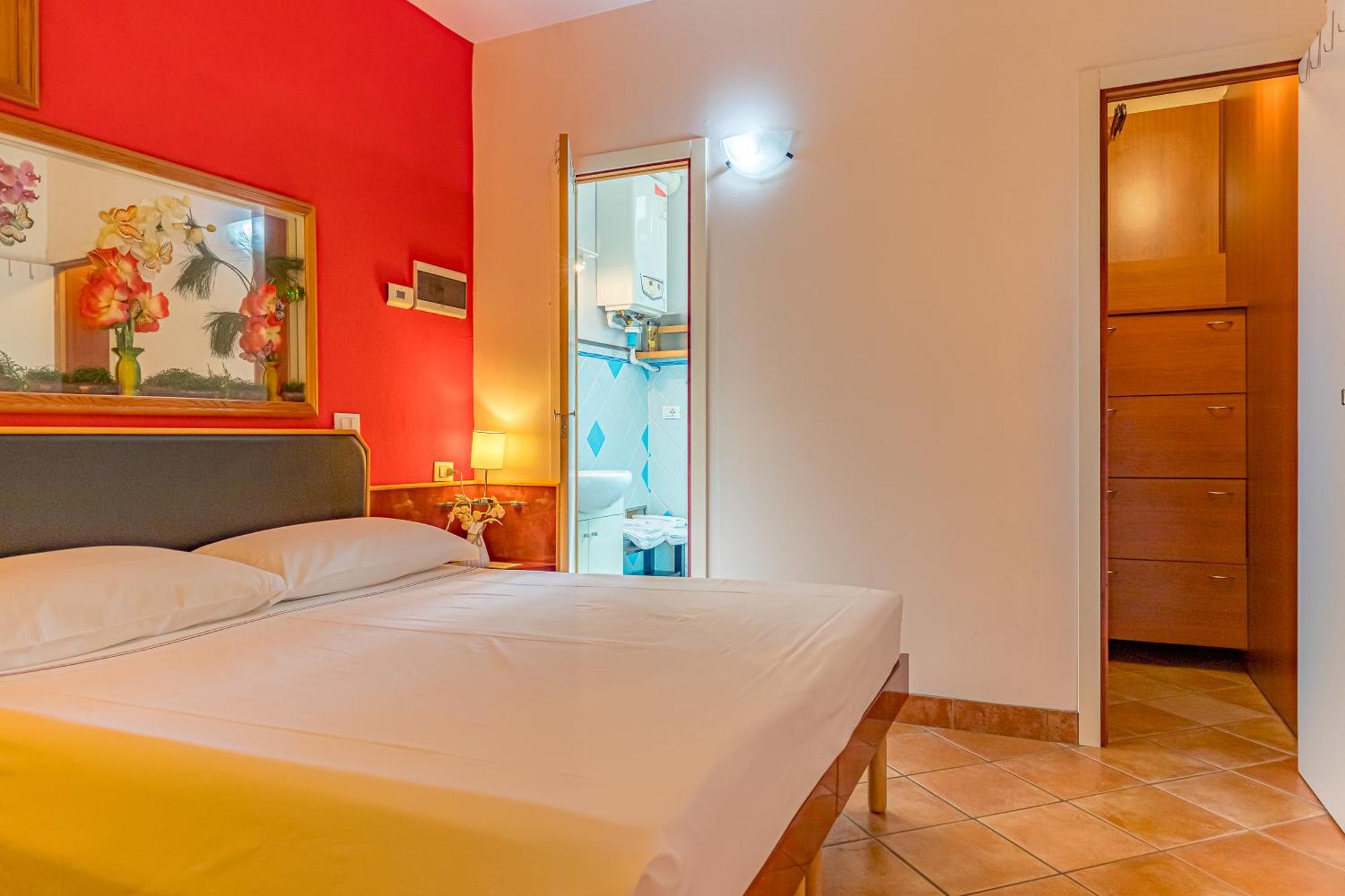 Residence Paolino Tavernerio エクステリア 写真